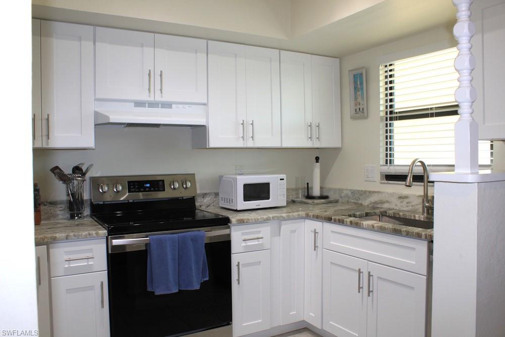 16361 Dublin CIR 203 photo 9