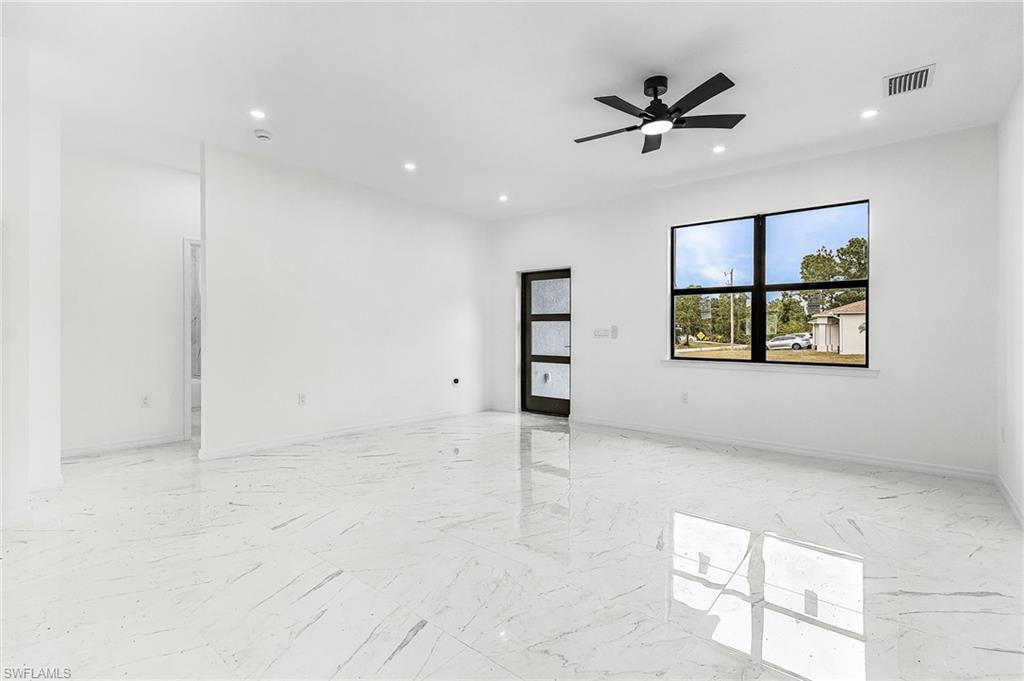 614 NW 9th ST