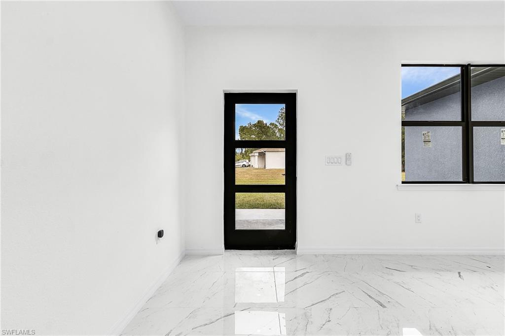 614 NW 9th ST