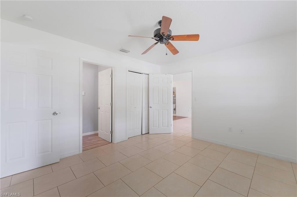 20310 Lorenzo AVE photo 23
