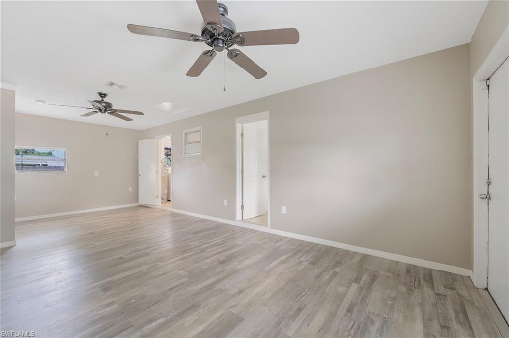 20310 Lorenzo AVE photo 17