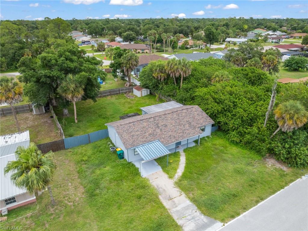 20310 Lorenzo AVE photo 32
