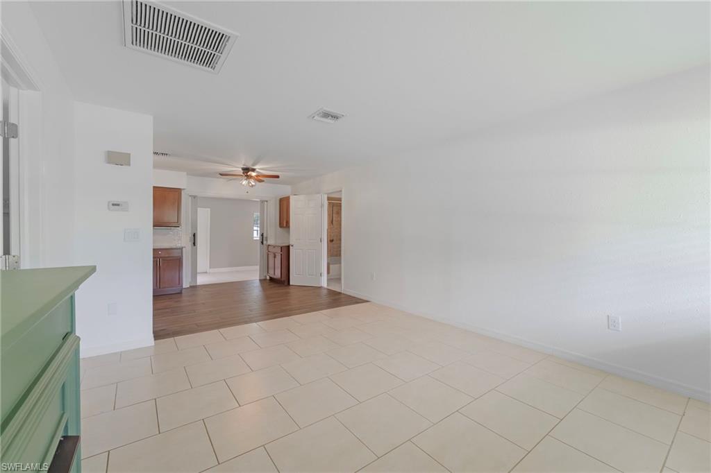 20310 Lorenzo AVE photo 10