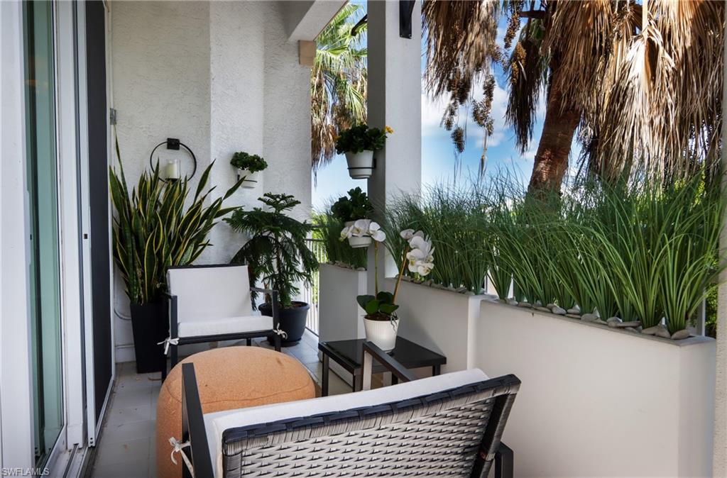365 5th AVE S 307