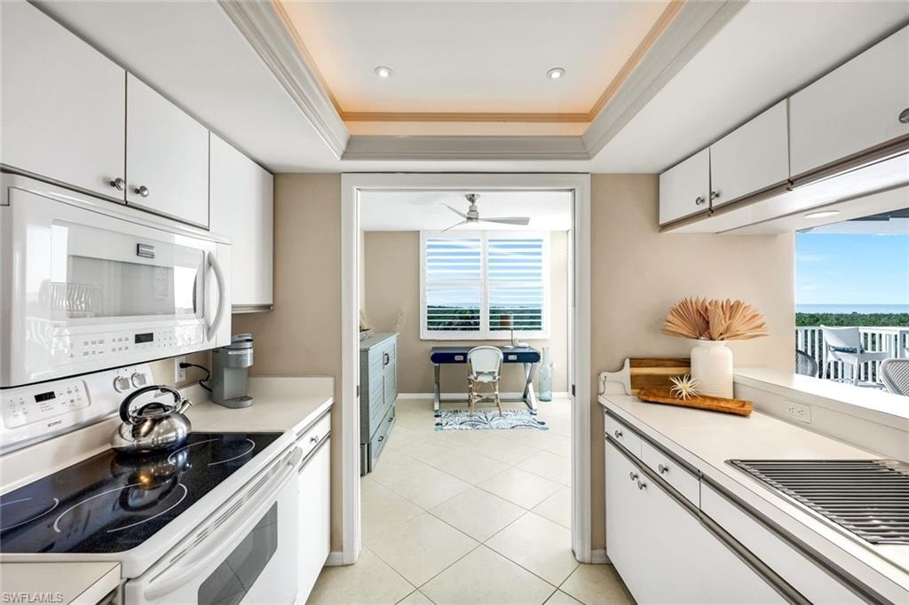 6361 Pelican Bay BLVD 503 photo 15