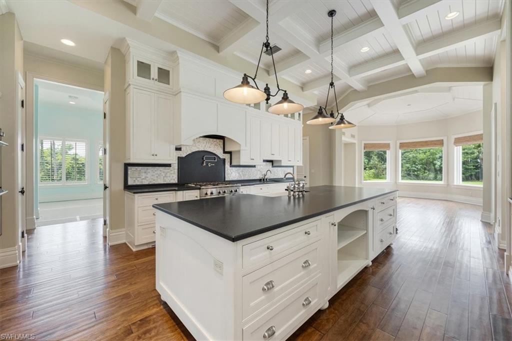 State-of-the-art kitchen with Viking appliances