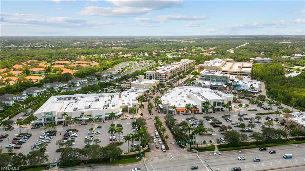 AERIAL OF MERCATO