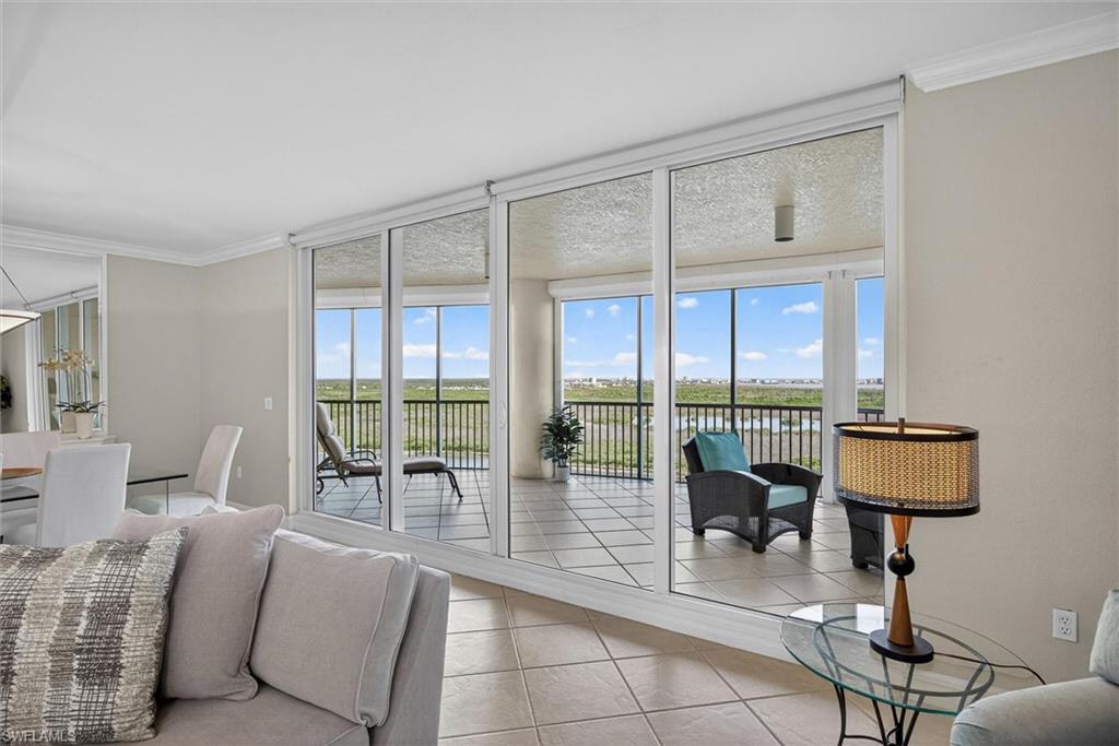 Great Rm access to lanai