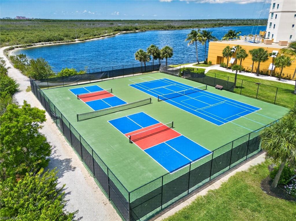 Pickleball and tennis courts