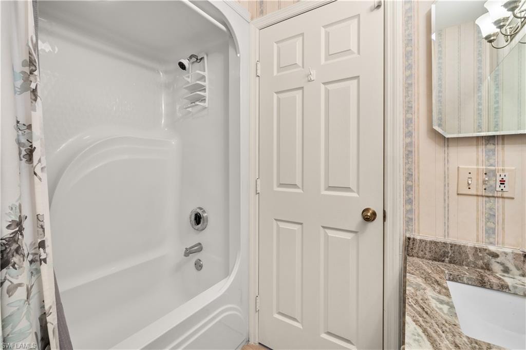 228 Belina DR 604 photo 10