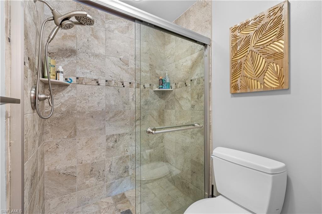 228 Belina DR 604 photo 8