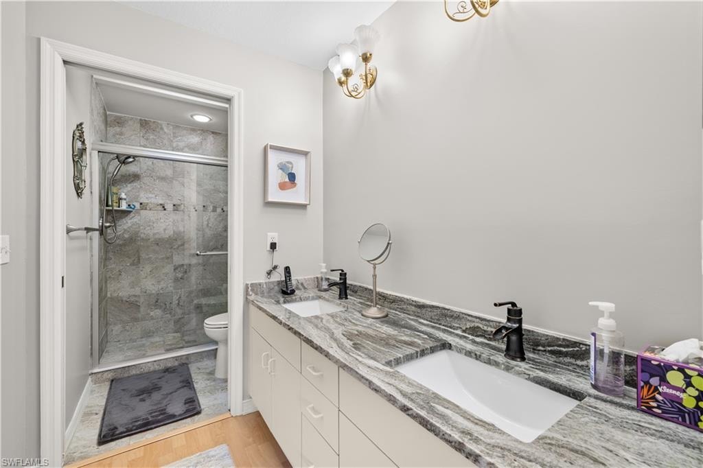 228 Belina DR 604 photo 7