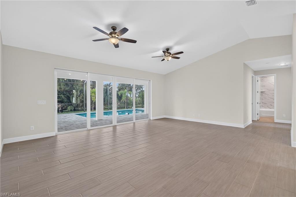 633 SW 13th ST