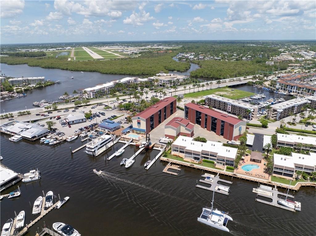 750 RIVER POINT C4-3 DR photo 7