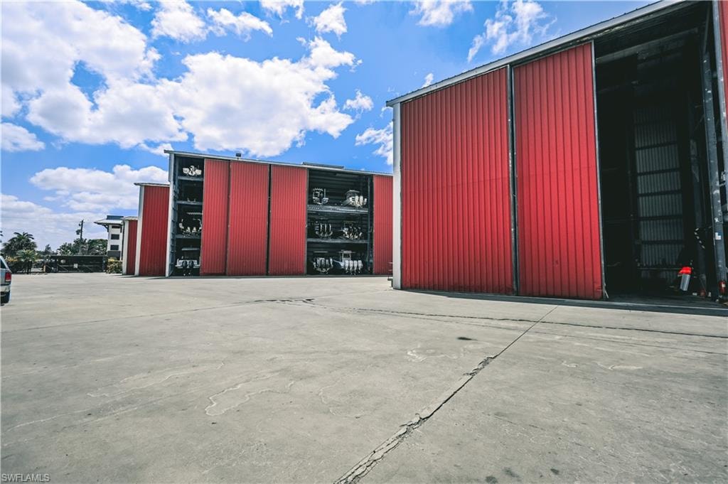 750 RIVER POINT C4-3 DR photo 9