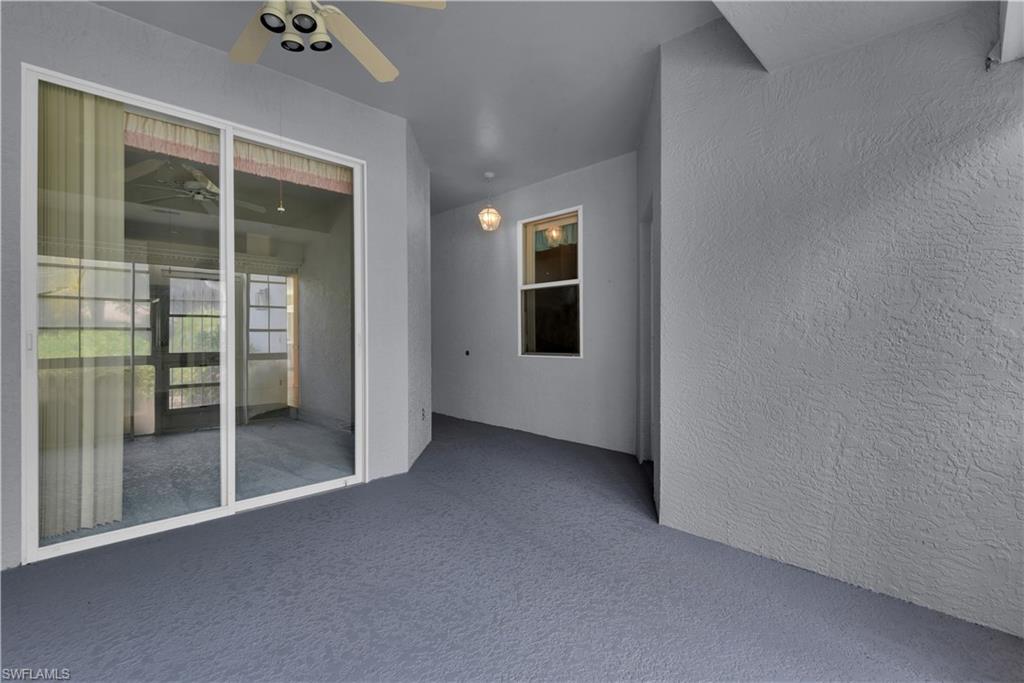 Spacious Sitting Area @ Front Entry