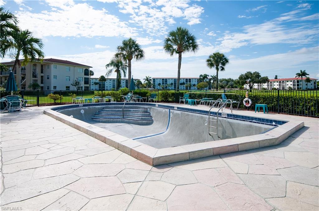 13 High Point CIR N 209 photo 27