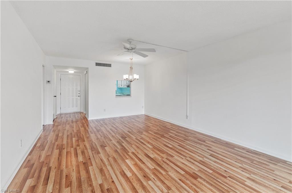 13 High Point CIR N 209 photo 9