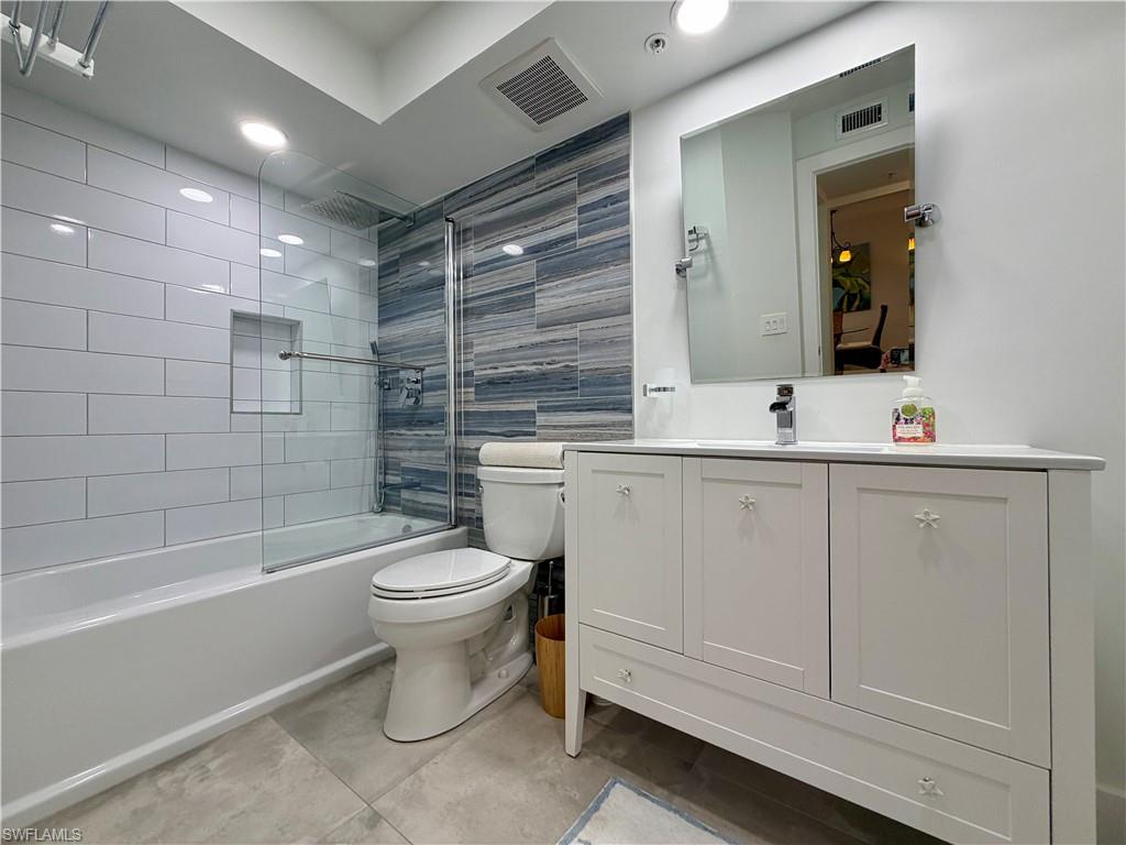 28940 Bermuda Pointe CIR 102 photo 14