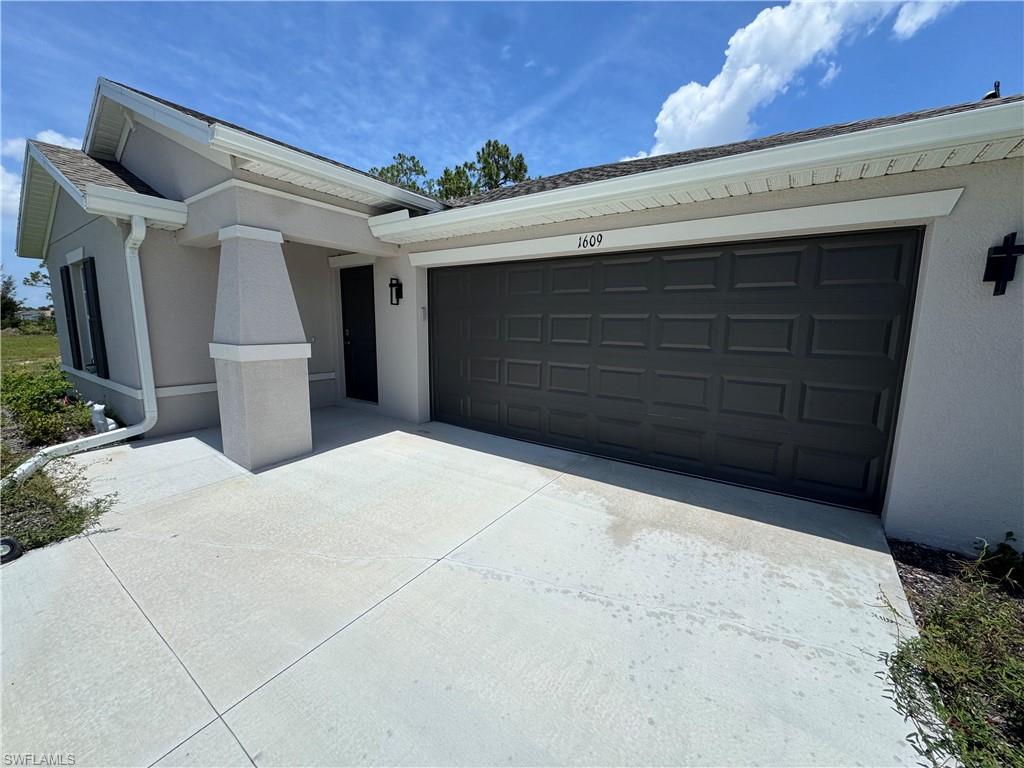 1609 NE 33rd TER