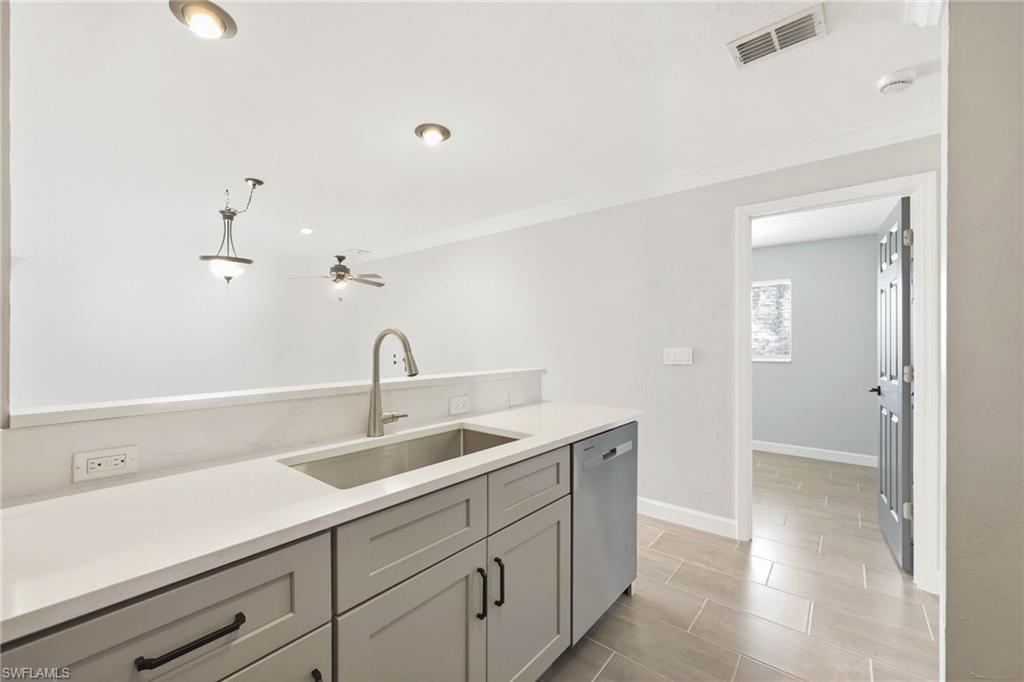 4346 Santa Barbara BLVD photo 10