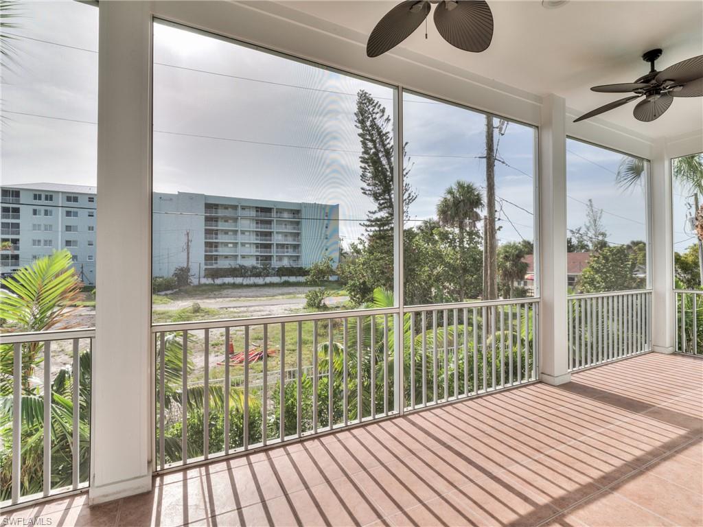 Main level screened in patio