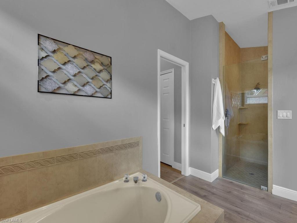 Master Suite Bath