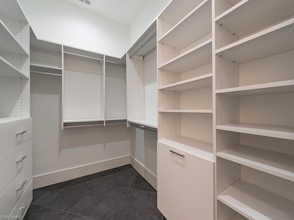 60 Seagate DR 305 photo 17