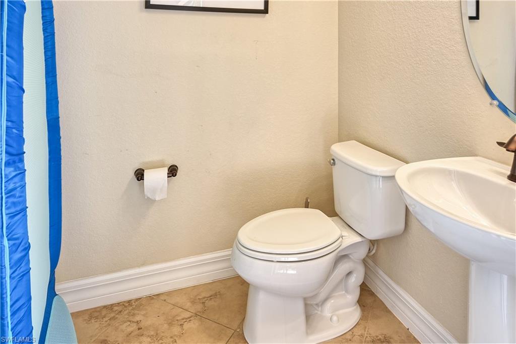 9215 Veneto LN photo 22