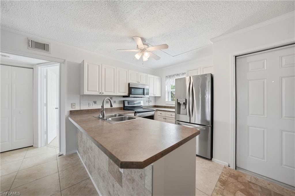 26485 Rampart BLVD D4 photo 6