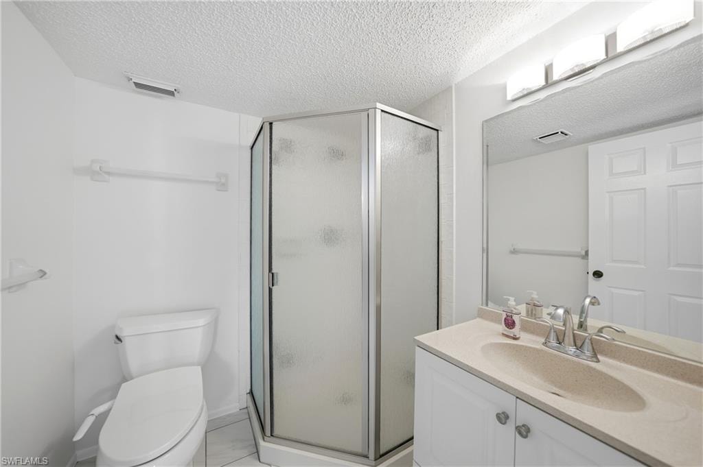 26485 Rampart BLVD D4 photo 28