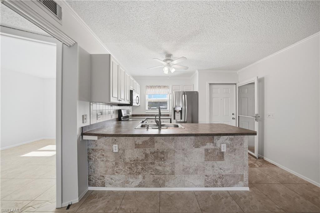 26485 Rampart BLVD D4 photo 10