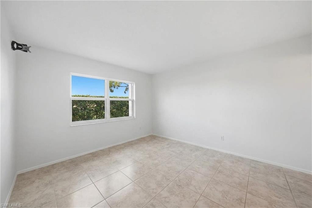 26485 Rampart BLVD D4 photo 19