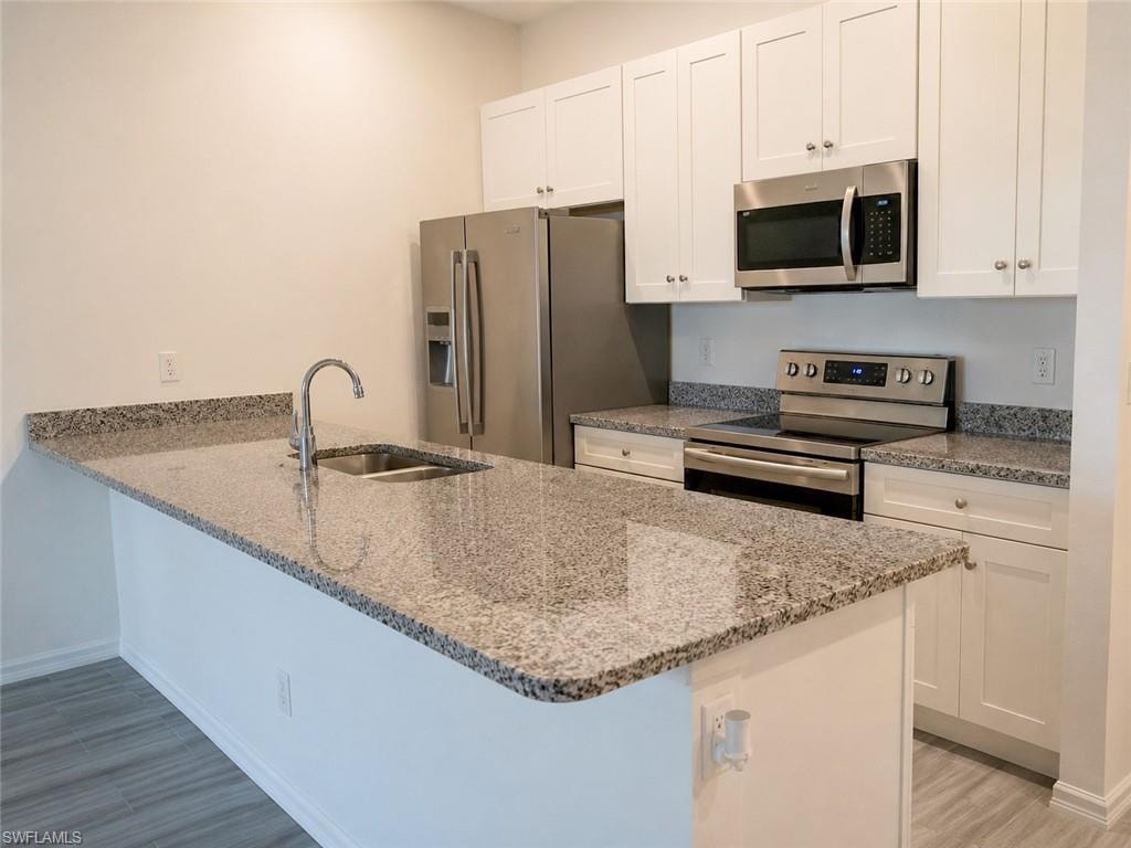 517 NE 24th PL