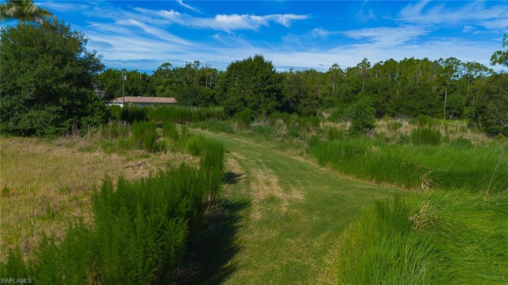 925 Purple Martin DR photo 25