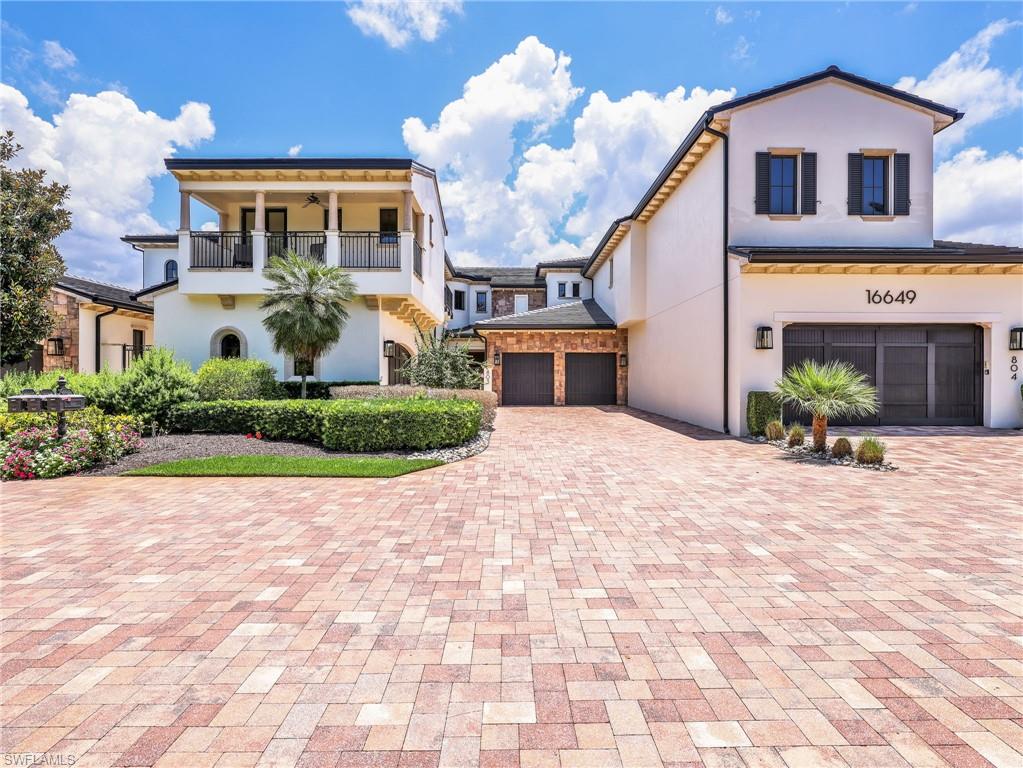 Beautiful elevation w/ 2 car garage