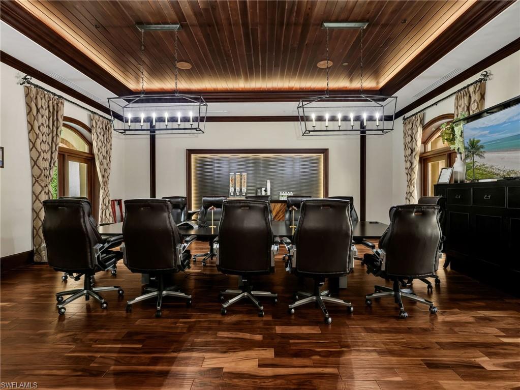 Private Business Center
