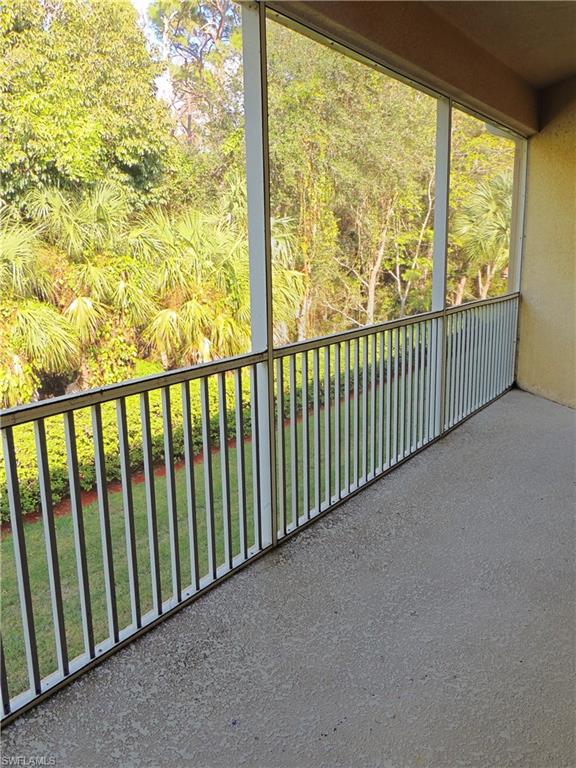 SCREENED IN LANAI