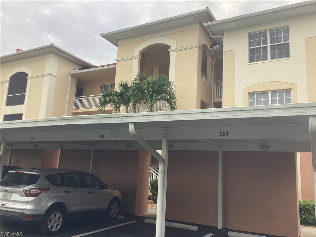 1121 Van Loon Commons CIR 304
