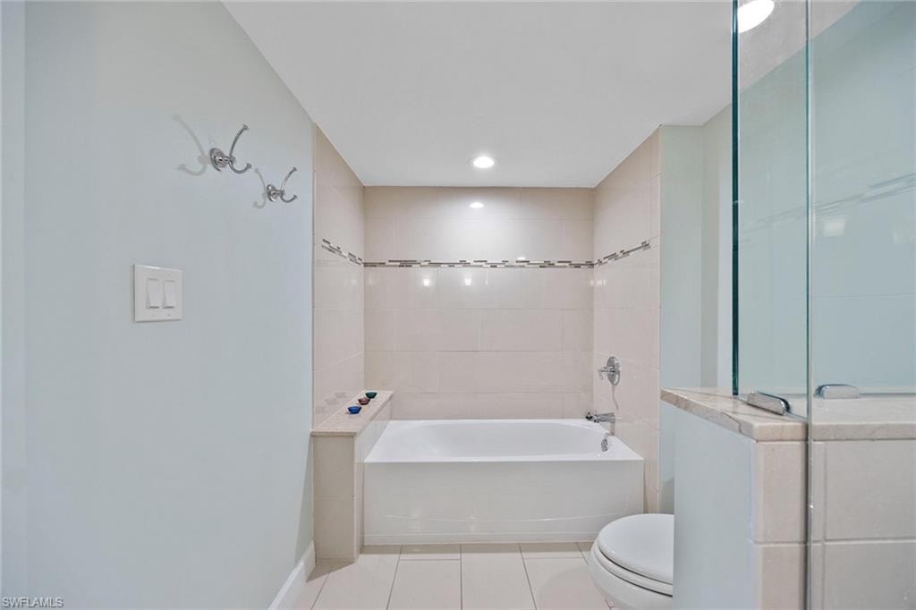 6585 Nicholas BLVD 805 photo 16