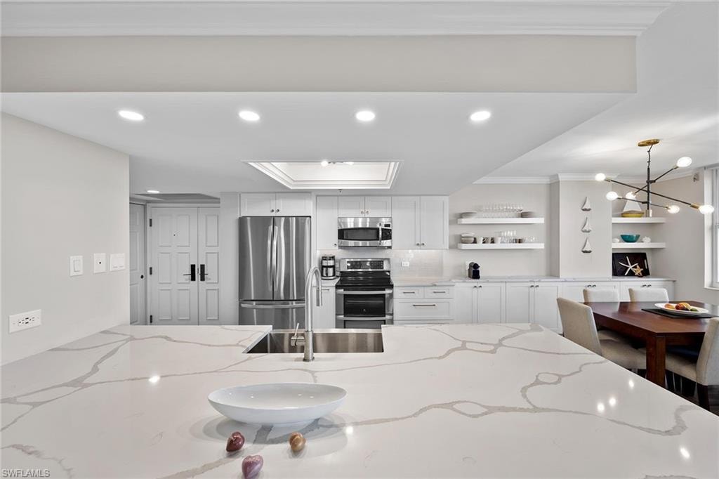 6585 Nicholas BLVD 805 photo 10