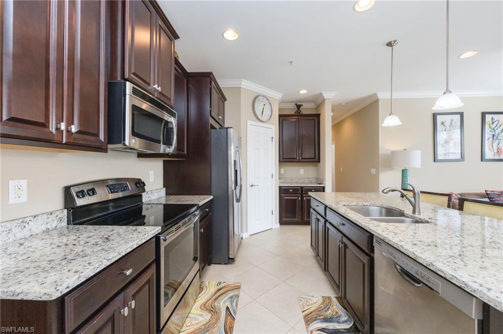 8540 Violeta ST 201