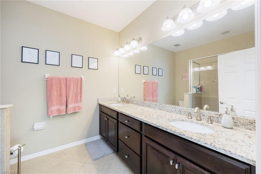 8540 Violeta ST 201 photo 18