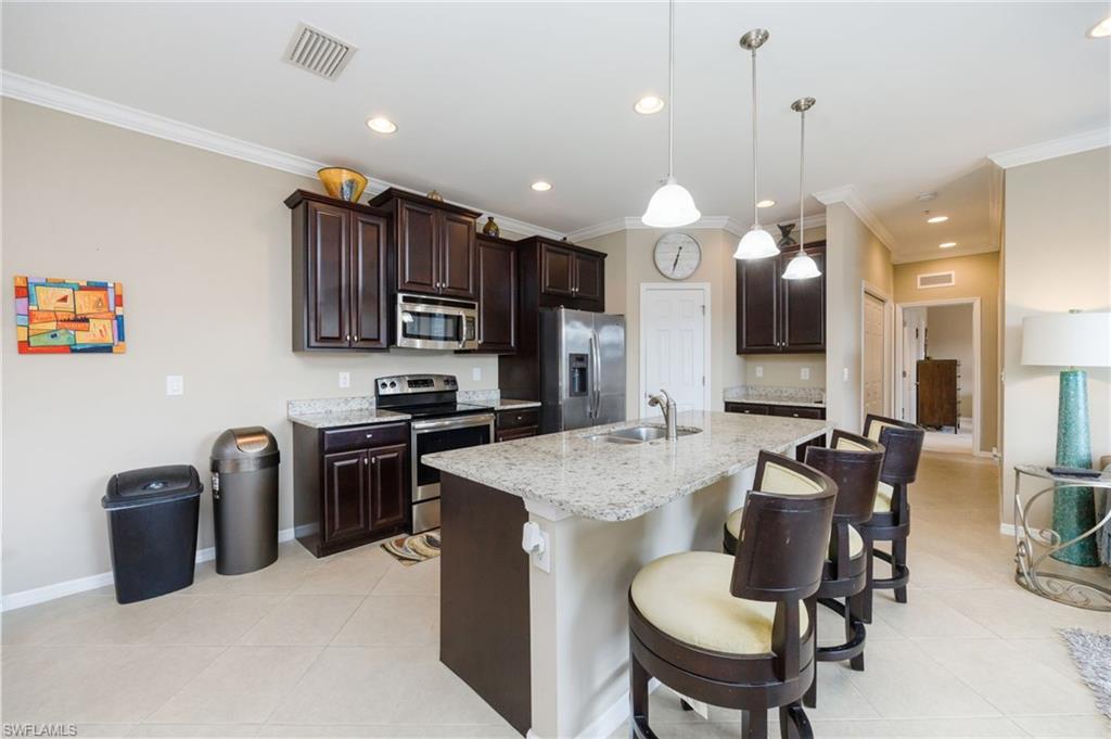 8540 Violeta ST 201 photo 11