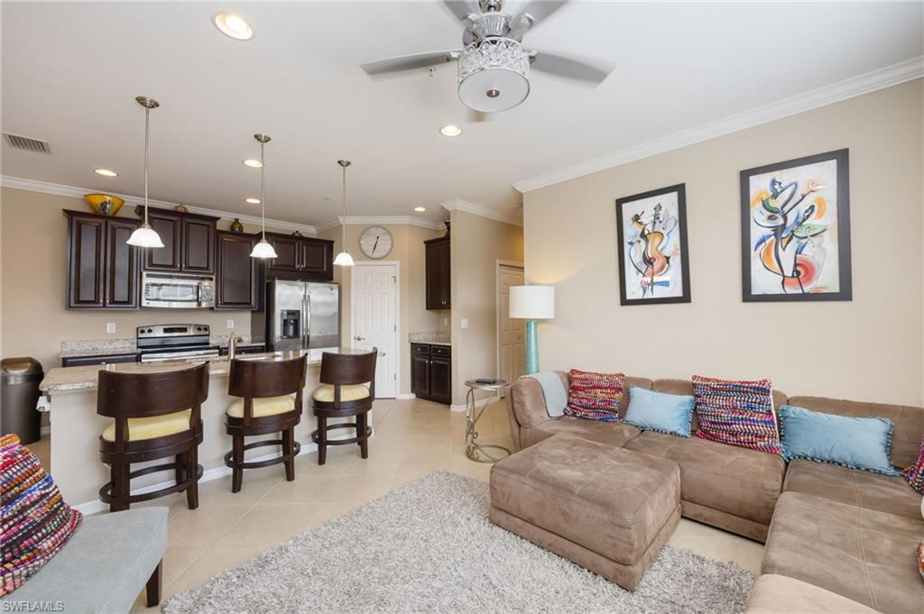 8540 Violeta ST 201 photo 8