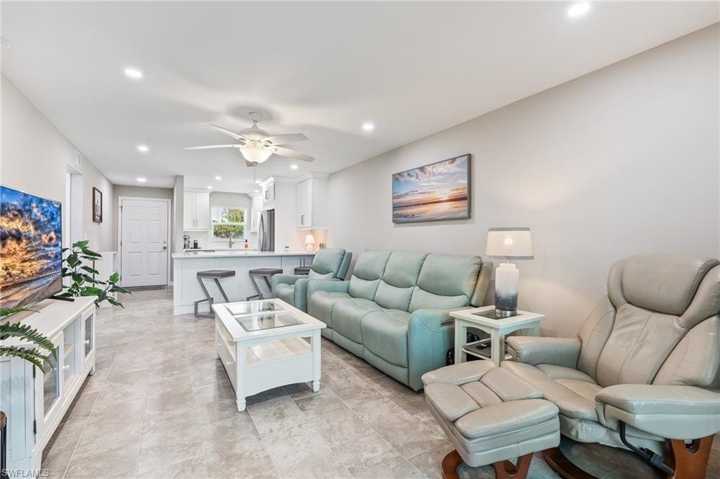16007 Davis RD 511