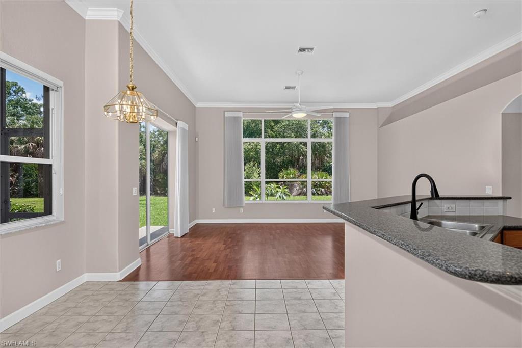 13716 Magnolia Lake CT photo 9