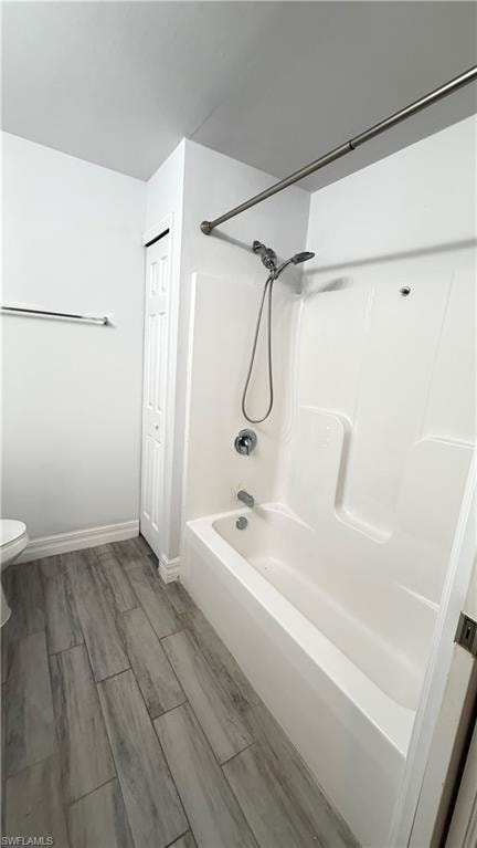 2413 Delta AVE N photo 13