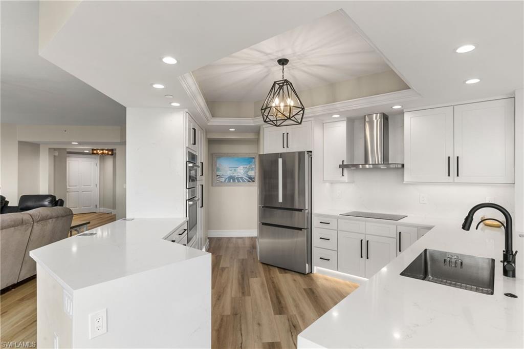 1060 Borghese LN 902 photo 10