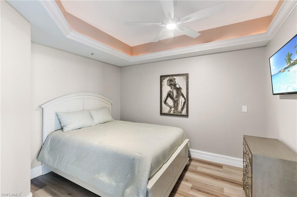 1060 Borghese LN 902 photo 25